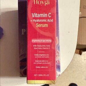Vitamin C + Hyaluronic Acid Serum - Red